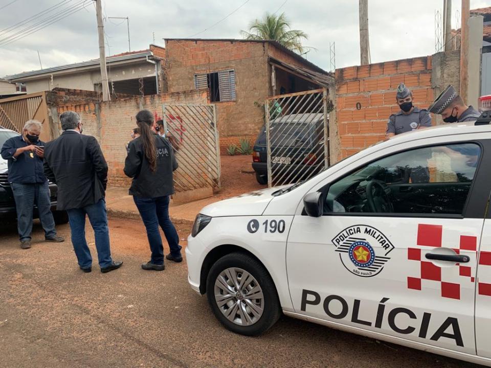 Foto 5 de 7 — Homem é encontrado morto em matagal no Águas do Paiol